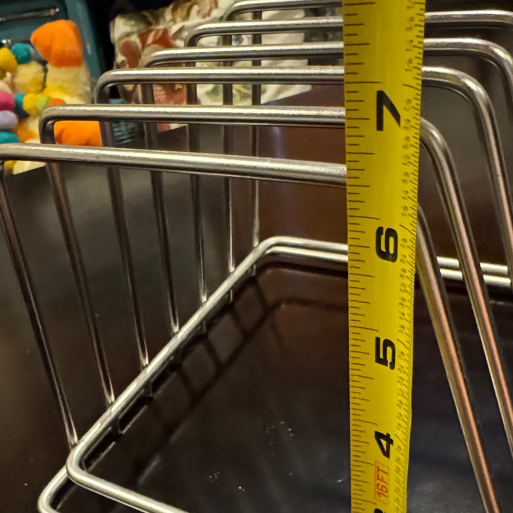 Silver Metal Rack - Picture 4 of 4
